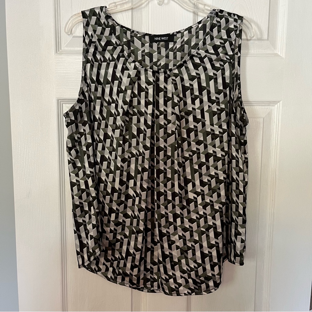 Nine West Xl Shell